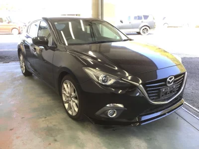 Mazda AXELA  с аукциона в Японии