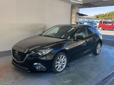 Mazda AXELA  с аукциона в Японии