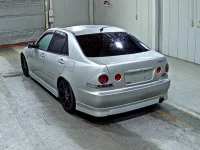 Toyota ALTEZZA лот № 7039 оценка R  с аукциона в Японии 1