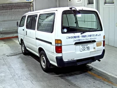 Toyota HIACE VAN  с аукциона в Японии