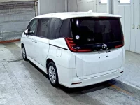 Toyota NOAH лот № 3045 оценка R  с аукциона в Японии 1