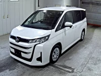 Toyota NOAH лот № 3055 оценка R  с аукциона в Японии 3