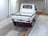 Daihatsu HIJET TRUCK лот № 8087 оценка 3.5  с аукциона в Японии 4