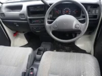 Daihatsu HIJET VAN лот № 8679 оценка 3.5  с аукциона в Японии 2