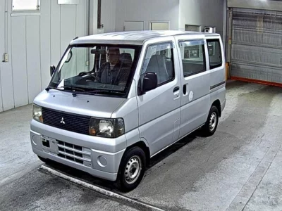 Mitsubishi MINICAB VAN