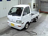 Mitsubishi MINICAB TRUCK лот № 8230 оценка 3.5  с аукциона в Японии 3