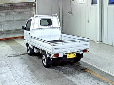 Mitsubishi MINICAB TRUCK  с аукциона в Японии