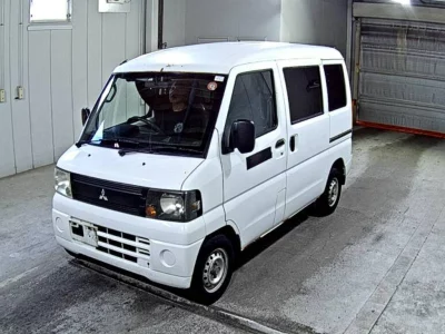 Mitsubishi MINICAB VAN