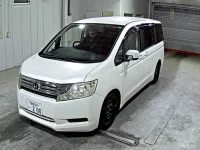 Honda STEP WAGON лот № 8011 оценка 3.5  с аукциона в Японии 3