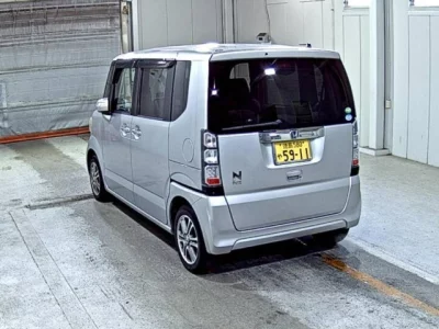 Honda N BOX  с аукциона в Японии