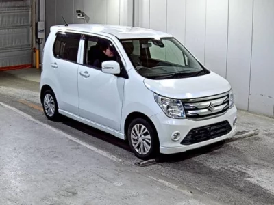 Suzuki WAGON R  с аукциона в Японии