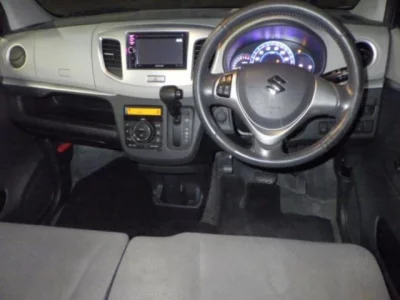 Suzuki WAGON R  с аукциона в Японии