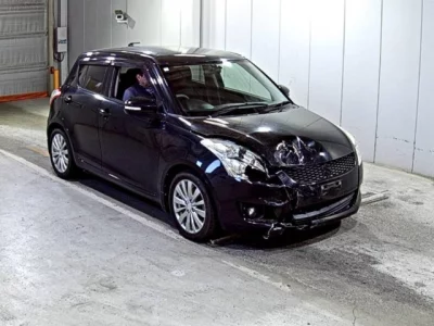 Suzuki SWIFT  с аукциона в Японии