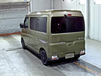 Daihatsu ATRAI VAN  с аукциона в Японии