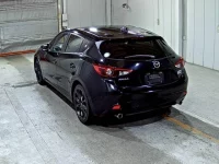 Mazda AXELA лот № 7038 оценка 4  с аукциона в Японии 1