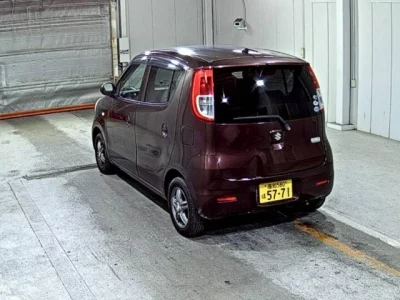 Suzuki MRWAGON