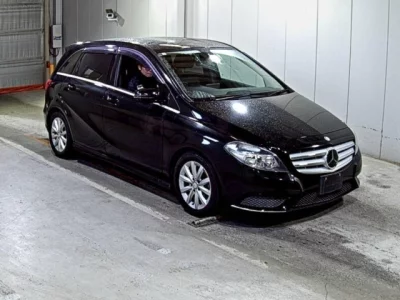 Mercedes-Benz B CLASS