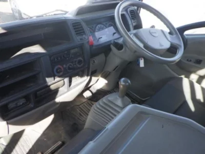 Isuzu ELF TRUCK  с аукциона в Японии