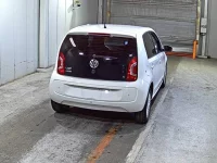 Volkswagen UP лот № 5502 оценка 3.5  с аукциона в Японии 4
