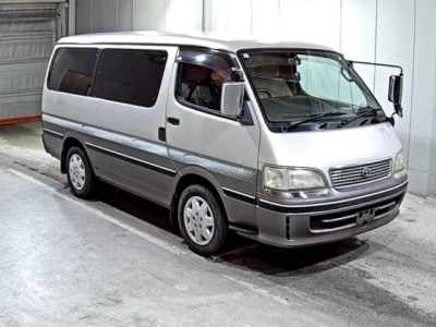 Toyota HIACE  с аукциона в Японии