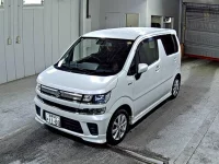 Suzuki WAGON R лот № 3069 оценка 4.5  с аукциона в Японии 3