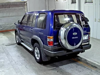 Isuzu BIGHORN