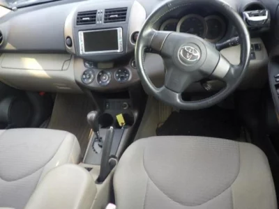 Toyota VANGUARD  с аукциона в Японии