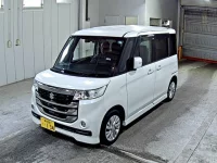 Suzuki SPACIA лот № 3070 оценка 4  с аукциона в Японии 3