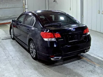 Subaru LEGACY B4  с аукциона в Японии