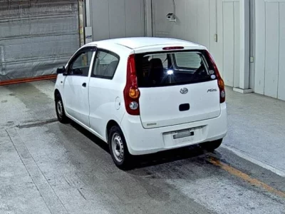 Daihatsu MIRA  с аукциона в Японии