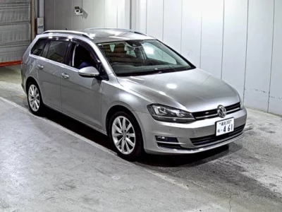 Volkswagen GOLF VARIANT
