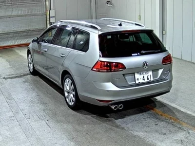 Volkswagen GOLF VARIANT