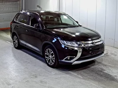 Mitsubishi OUTLANDER  с аукциона в Японии