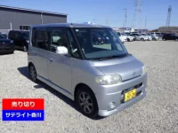 Daihatsu TANTO лот № 6073 оценка 3.5  с аукциона в Японии 2