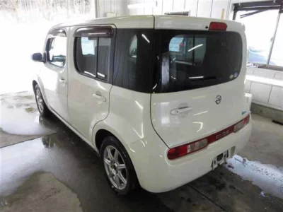 Nissan CUBE  с аукциона в Японии
