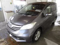 Honda FREED лот № 4007 оценка 3  с аукциона в Японии 4