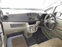 Daihatsu MOVE лот № 4022 оценка 3.5  с аукциона в Японии 2