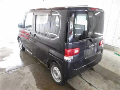 Daihatsu TANTO  с аукциона в Японии
