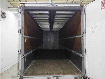 Isuzu TRUCK  с аукциона в Японии