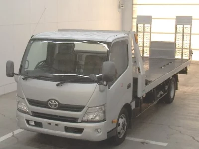 Toyota DYNA  с аукциона в Японии