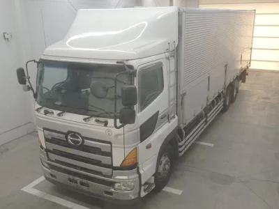 Hino TRUCK