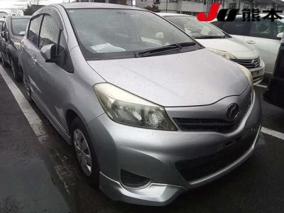 Toyota VITZ  с аукциона в Японии