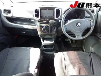 Mitsubishi DELICA D2