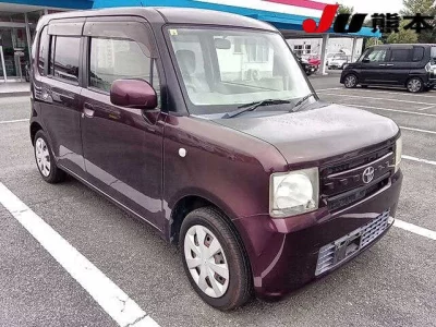 Toyota PIXIS SPACE  с аукциона в Японии