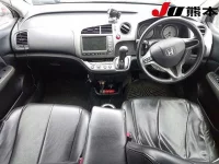 Honda STREAM лот № 3061 оценка 3.5  с аукциона в Японии 2