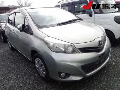 Toyota VITZ  с аукциона в Японии