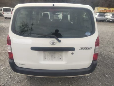 Toyota SUCCEED