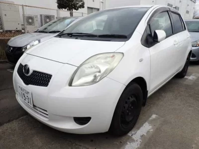 Toyota VITZ  с аукциона в Японии