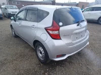 Nissan NOTE лот № 24602 оценка 3.5  с аукциона в Японии 4