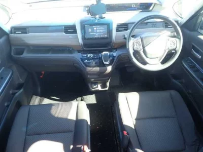 Honda FREED  с аукциона в Японии